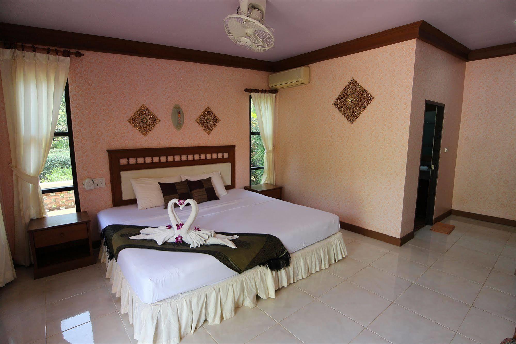 Lanta Villa Resort Ban Ai Dao Экстерьер фото